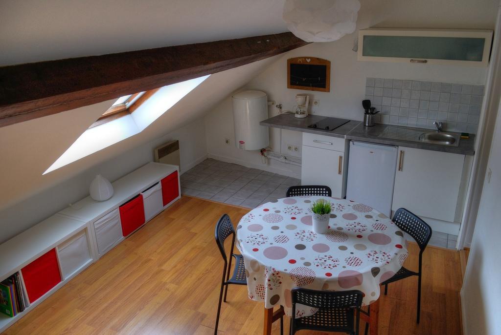 Freedomus Marne-La-Vallee "Crecy" Room photo